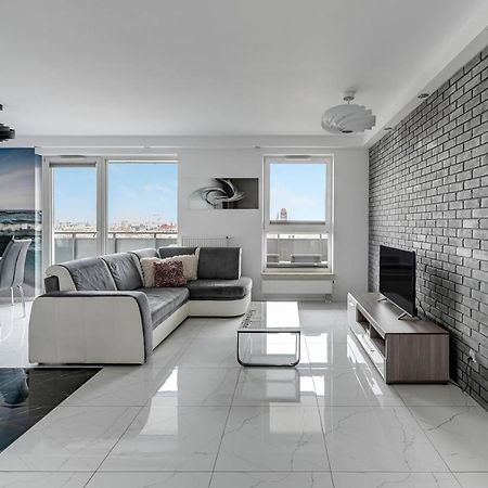 Grand Apartments - Luxury Apartment On The 11Th Floor With A View Of The Old Town Gdansk Bagian luar foto