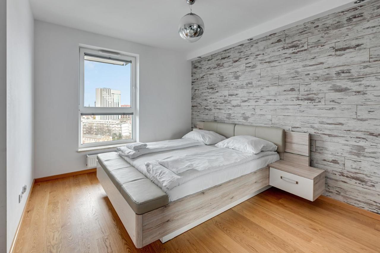 Grand Apartments - Luxury Apartment On The 11Th Floor With A View Of The Old Town Gdansk Bagian luar foto